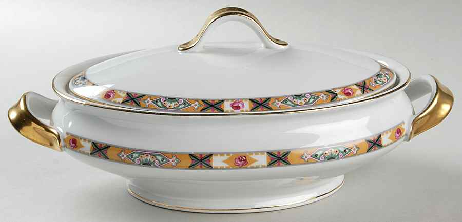 ROB38 Oval Covered Vegetable by Royal Bayreuth-1
