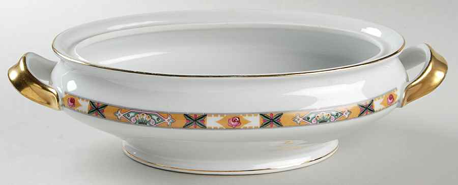 ROB38 Oval Vegetable No Lid by Royal Bayreuth-1