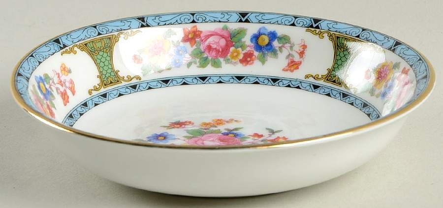 Mentone Fruit/Dessert (Sauce) Bowl by Royal Bayreuth-1