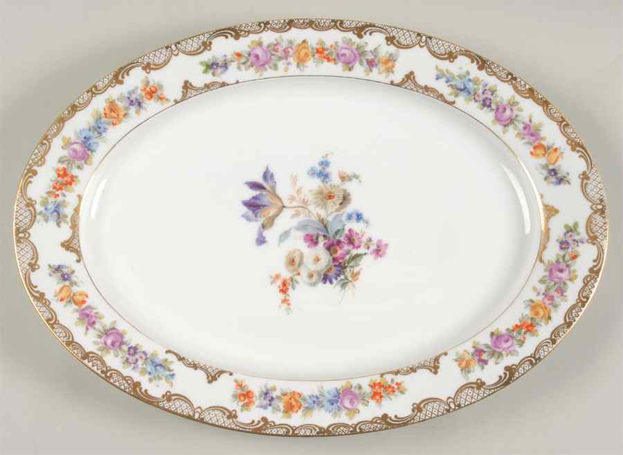 ROB41 14" Oval Serving Platter by Royal Bayreuth-1