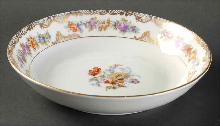 ROB41 Coupe Soup Bowl by Royal Bayreuth-1