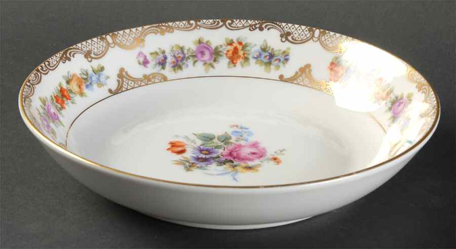 ROB41 Coupe Soup Bowl by Royal Bayreuth-1