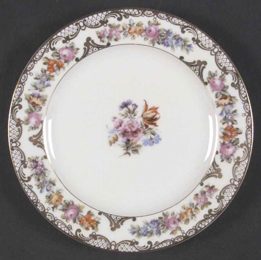 ROB41 Bread & Butter Plate by Royal Bayreuth-1