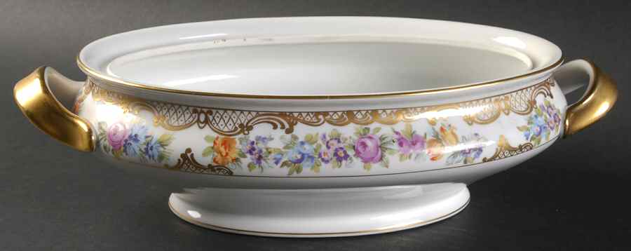 ROB41 Oval Vegetable No Lid by Royal Bayreuth-1