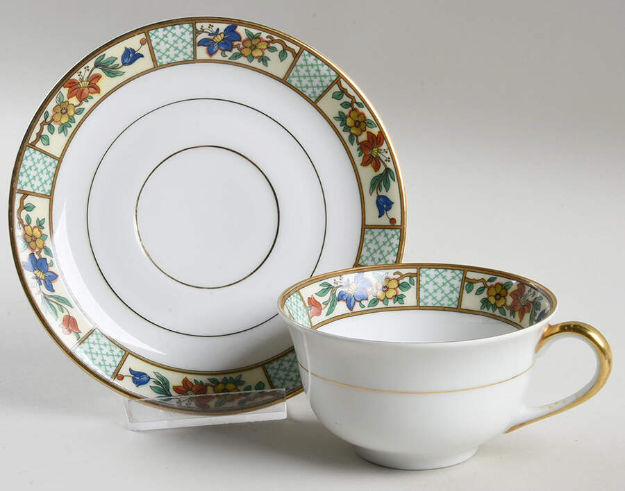 ROB45 Footed Cup & Saucer Set by Royal Bayreuth-1