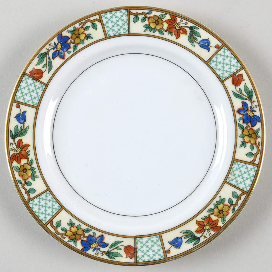 ROB45 Bread & Butter Plate by Royal Bayreuth-1