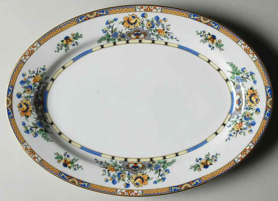 ROB59 11" Oval Serving Platter by Royal Bayreuth-1