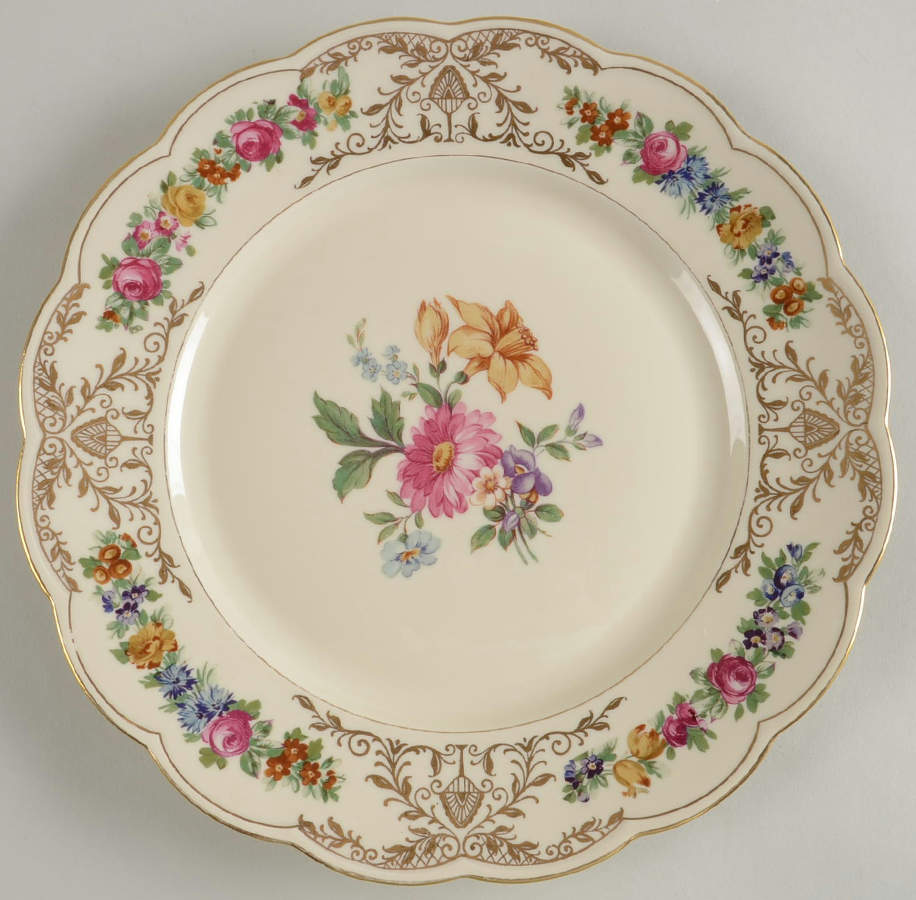 ROB66 Dinner Plate by Royal Bayreuth-1