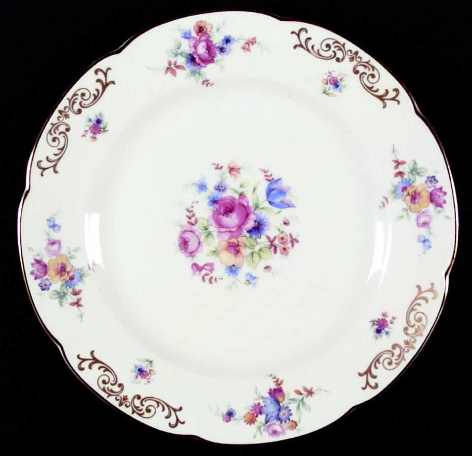 ROB7 Dinner Plate by Royal Bayreuth-1