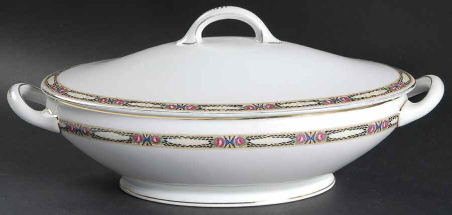 ROB72 Oval Covered Vegetable by Royal Bayreuth-1