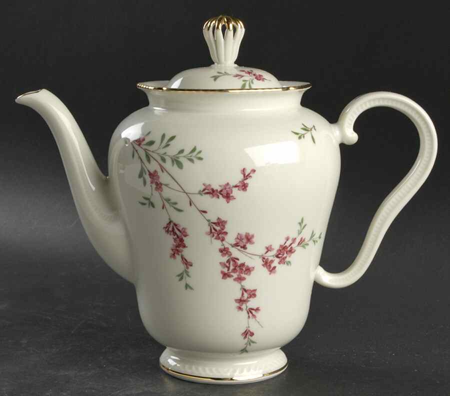 ROB74 Coffee Pot & Lid by Royal Bayreuth-1