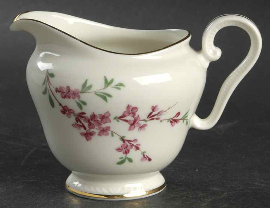 ROB74 Creamer by Royal Bayreuth-1