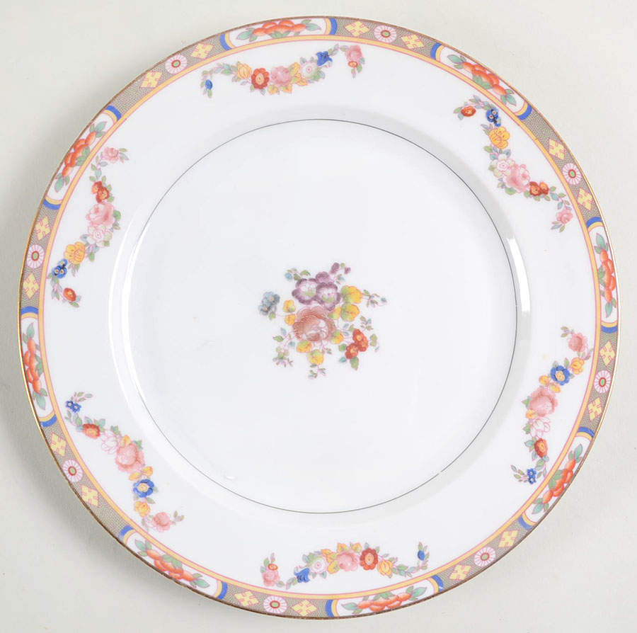 ROB83 Dinner Plate by Royal Bayreuth-1