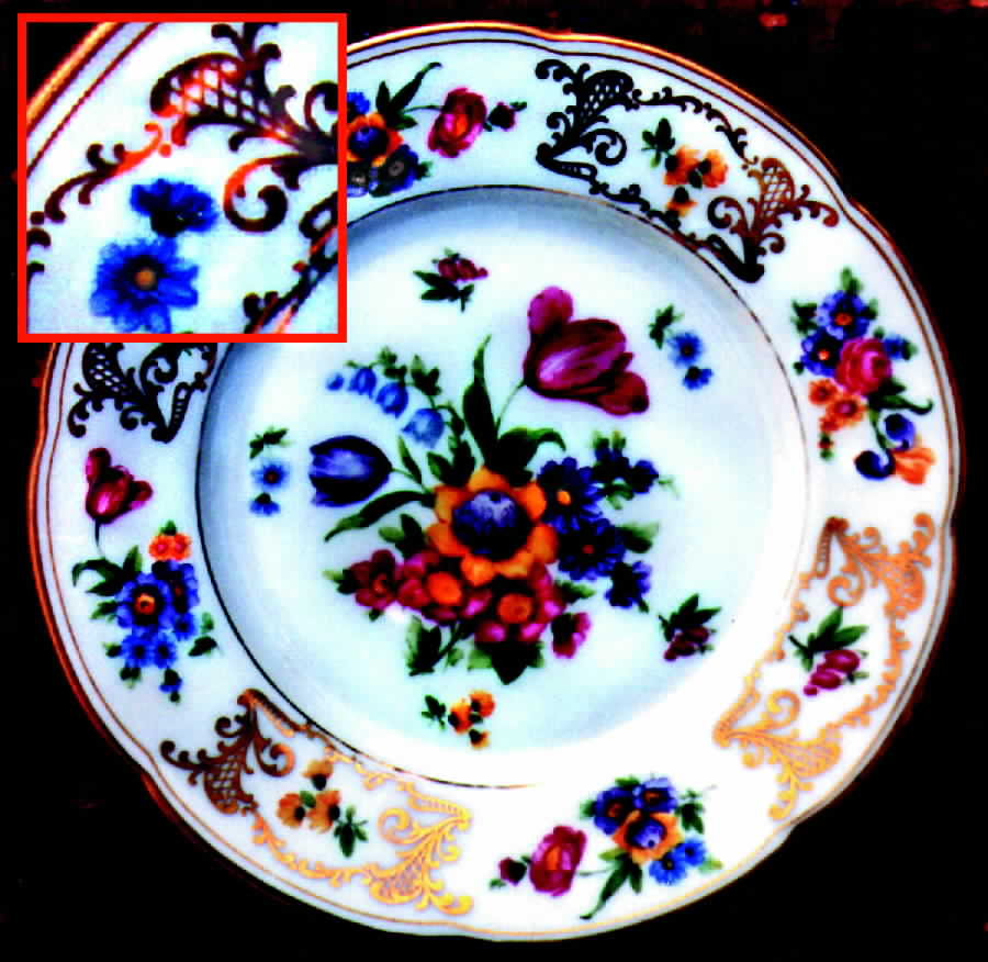 ROB92 Dinner Plate by Royal Bayreuth-1