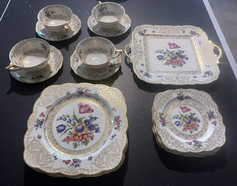 ROB97 Square Handled Cake Plate by Royal Bayreuth-1