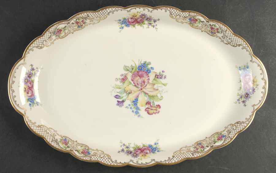 The Rosalie 16" Oval Serving Platter by Royal Bayreuth-1