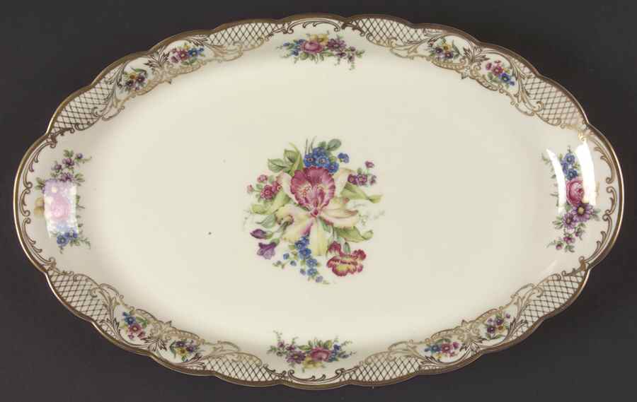 The Rosalie 12" Oval Serving Platter by Royal Bayreuth-1