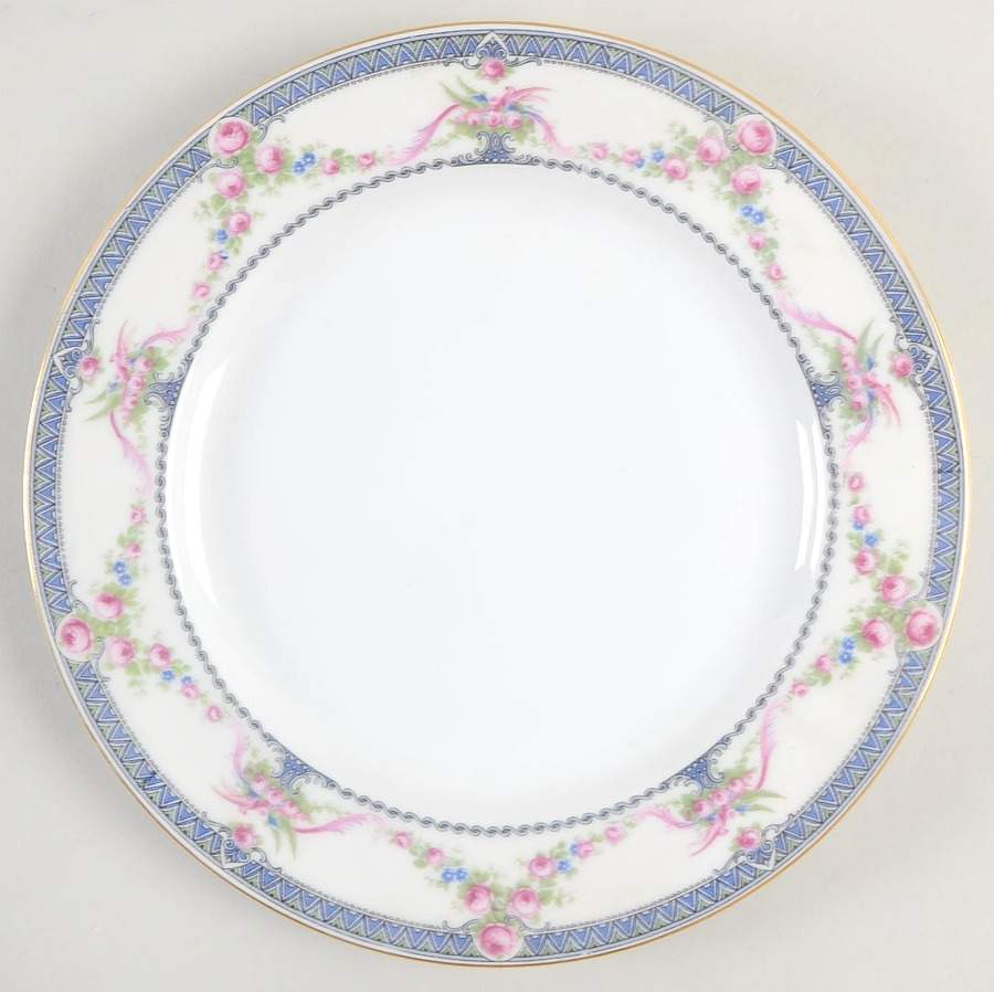 Rosemont Luncheon Plate by Royal Bayreuth-1