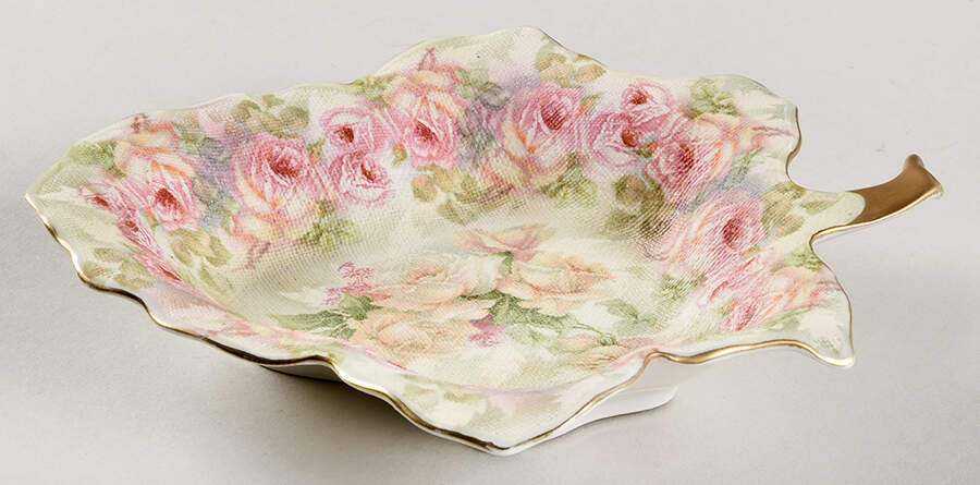 Rose Tapestry 6" Leaf Dish by Royal Bayreuth-1