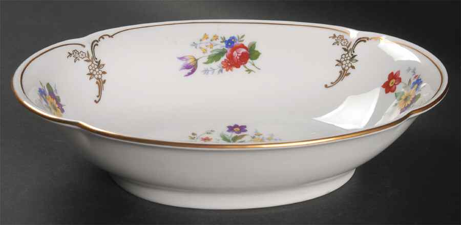 Savannah 9" Oval Vegetable Bowl by Royal Bayreuth-1