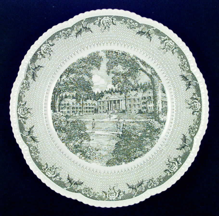 Dartmouth College Dinner Plate by Royal Cauldon-1