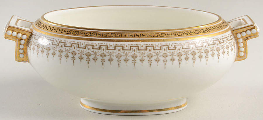 H8713 Gravy Boat No Lid by Royal Cauldon-1