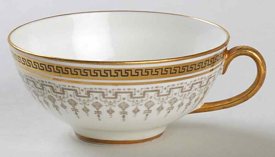 H8713 Footed Cup by Royal Cauldon-1