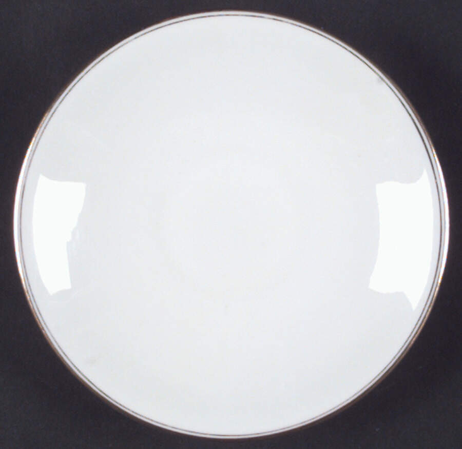 H9660 (Smooth) Saucer by Royal Cauldon-1