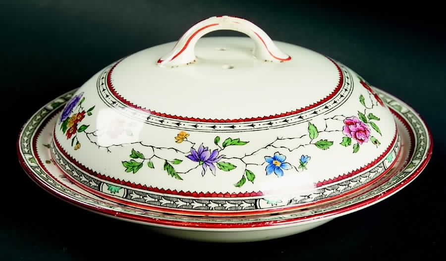Jessamine (Cream Background) Muffin Dish & Lid by Royal Cauldon-1