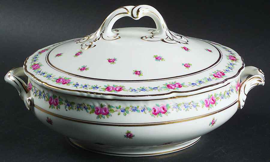 K3616 Round Covered Vegetable by Royal Cauldon-1