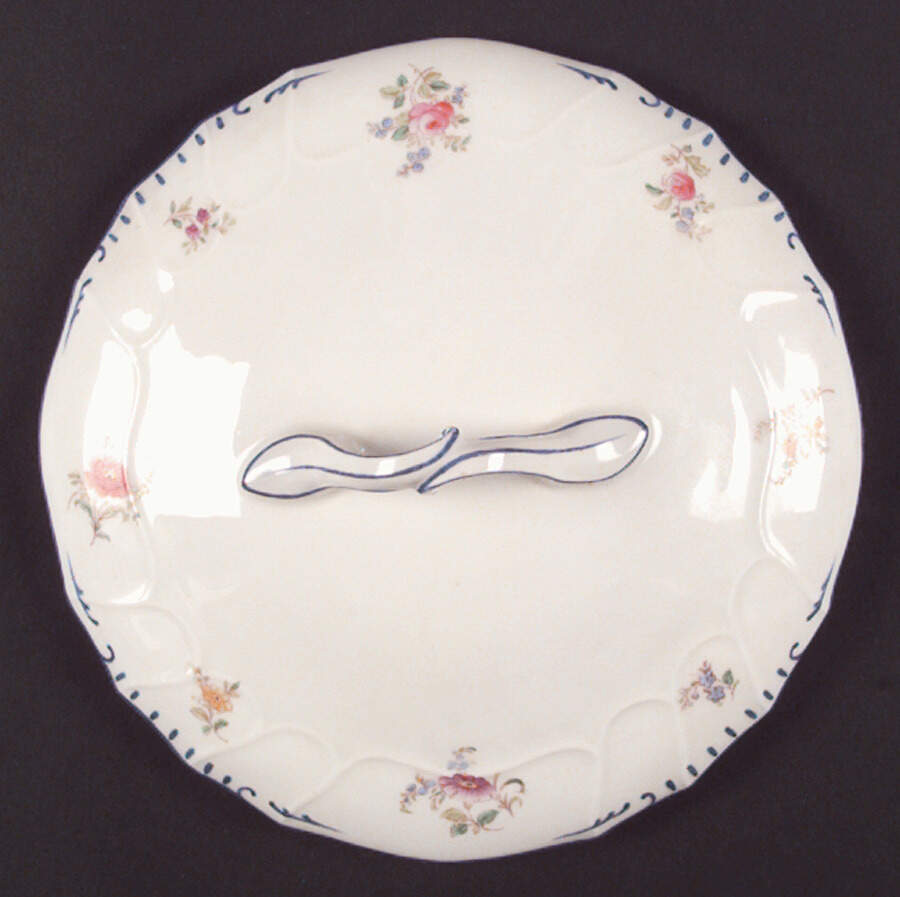 K3783 Lid for Round Vegetable by Royal Cauldon-1