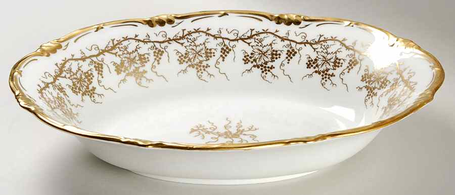 King's Plate White 10" Oval Vegetable Bowl by Royal Cauldon-1