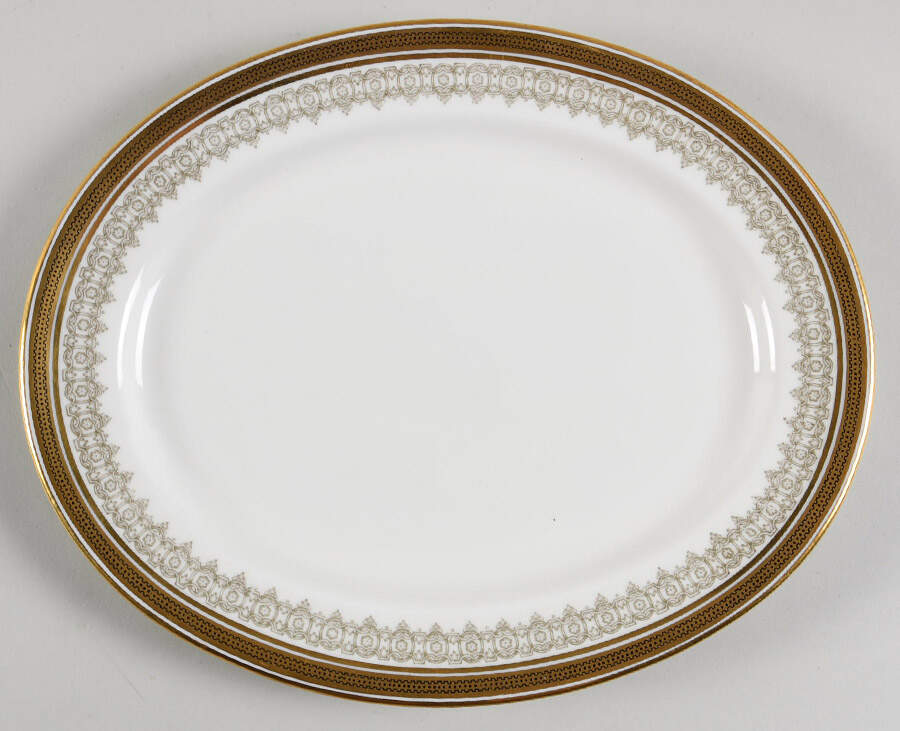 L4000 10" Oval Serving Platter by Royal Cauldon-1