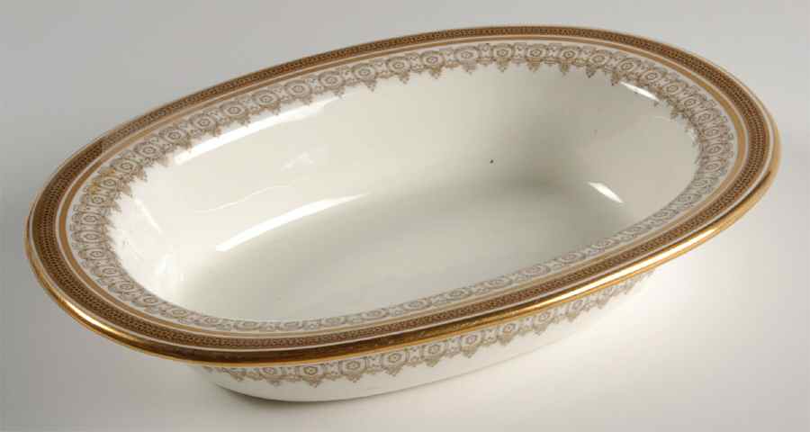 L4000 8" Oval Vegetable Bowl by Royal Cauldon-1