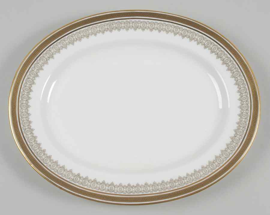 L4000 12" Oval Serving Platter by Royal Cauldon-1