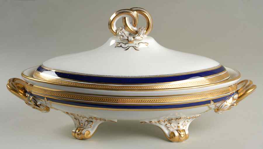 4145 Oval Covered Vegetable by Royal Cauldon-1