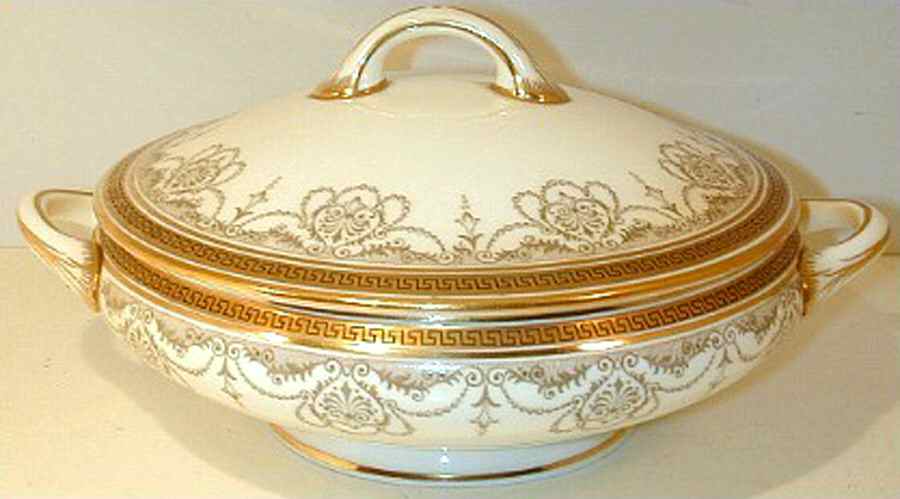 ROC7 Round Covered Vegetable by Royal Cauldon-1