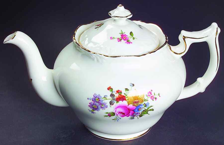 Marita Teapot & Lid by Royal Cauldon-1