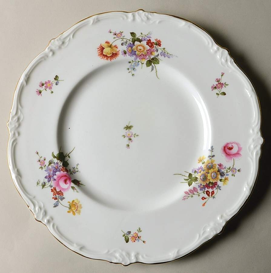 Marita Dinner Plate by Royal Cauldon-1