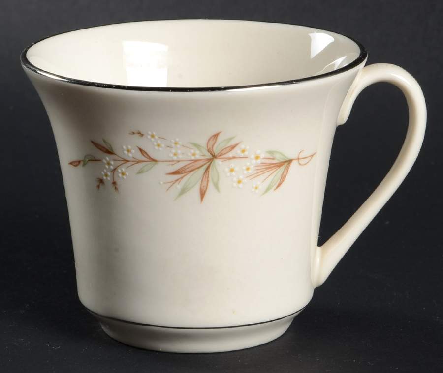 Cloverly Flat Cup by Royal Devon-1