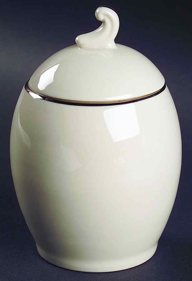 ROD2 Sugar Bowl & Lid by Royal Devon-1