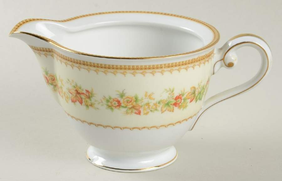 Bristol Creamer by Royal Embassy-1