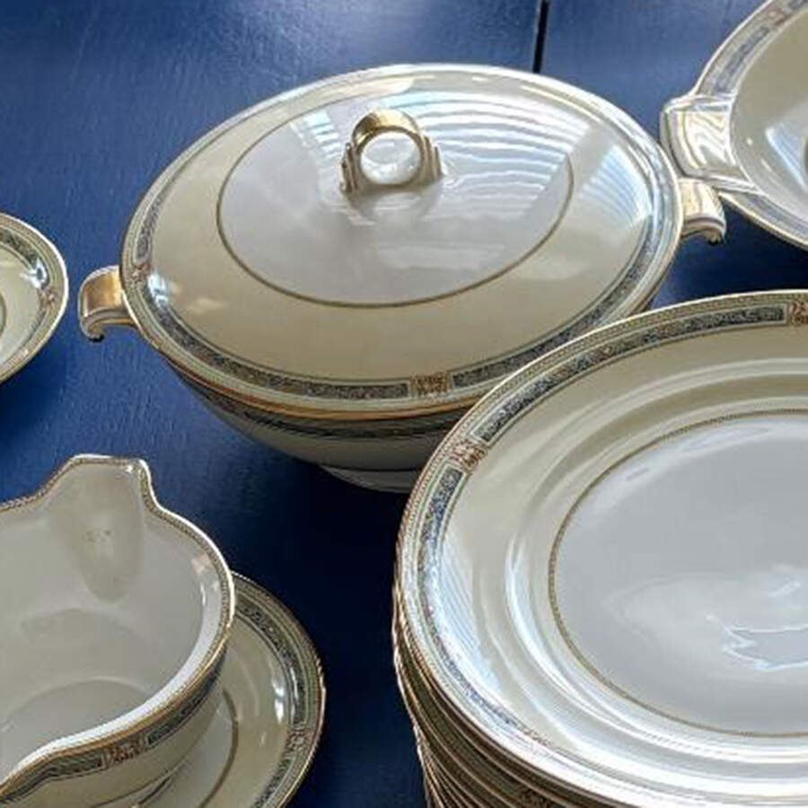 Dayton Round Covered Vegetable by Royal Embassy-1