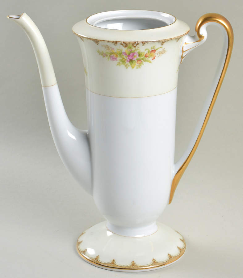 Lincoln Coffee Pot No Lid by Royal Embassy-1