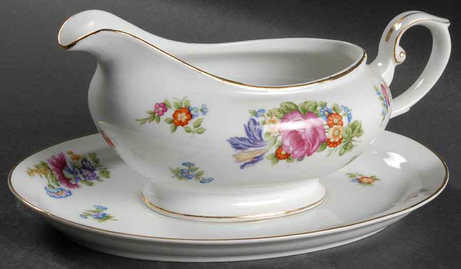 Monte Carlo Gravy Boat & Underplate by Royal Embassy-1