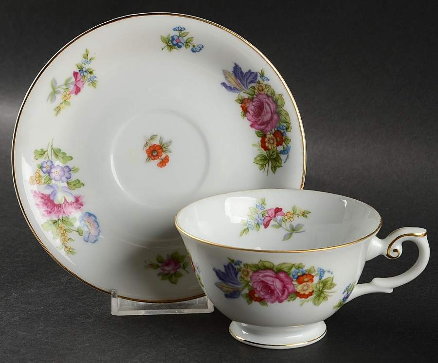 Monte Carlo Footed Cup & Saucer Set by Royal Embassy-1
