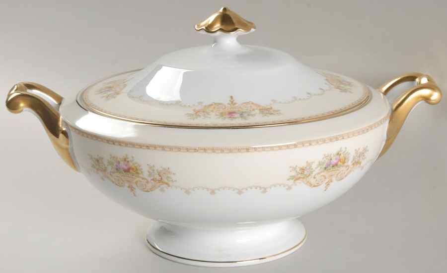 Norwich Round Covered Vegetable by Royal Embassy-1