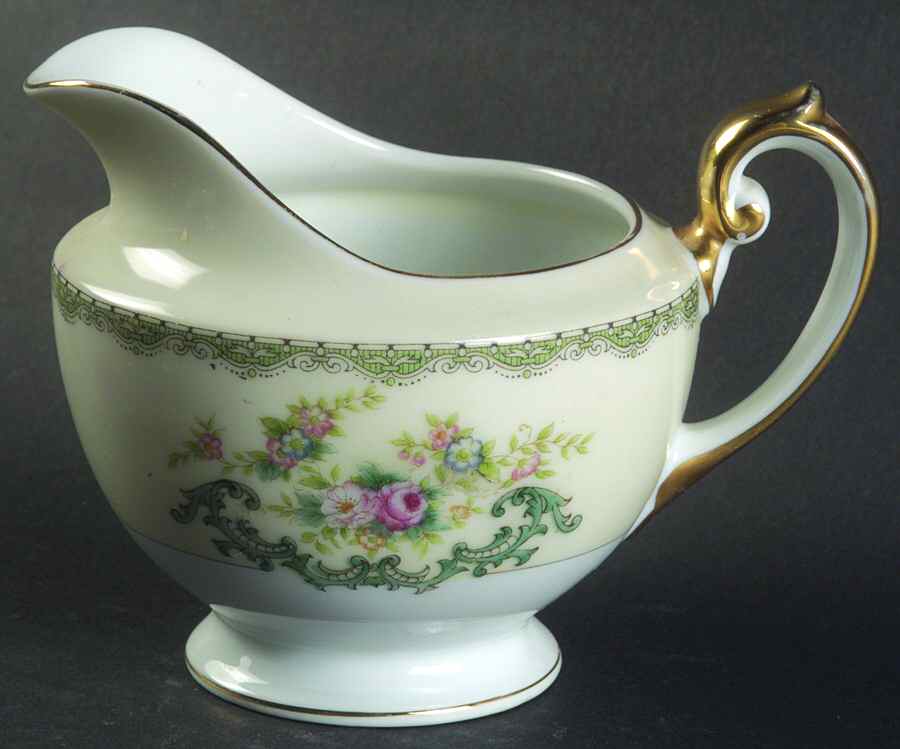 Quincy Creamer by Royal Embassy-1