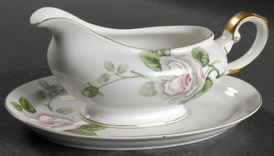 Scarsdale Gravy Boat & Underplate by Royal Embassy-1