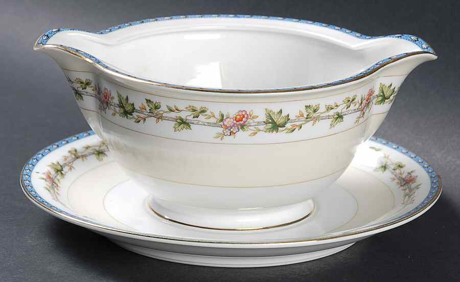 Tampa Gravy Boat with Attached Underplate by Royal Embassy-1